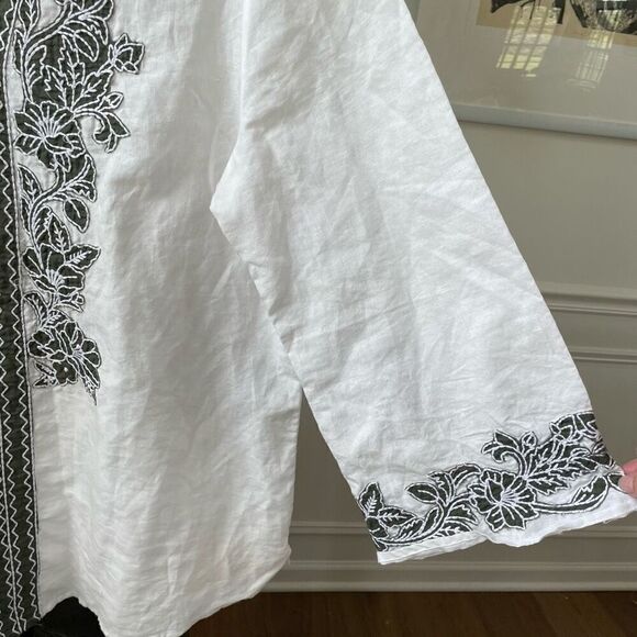 Chico’s Linen Blend Moss Green Floral Applique Tunic Top 2 12 M - Picture 4 of 7